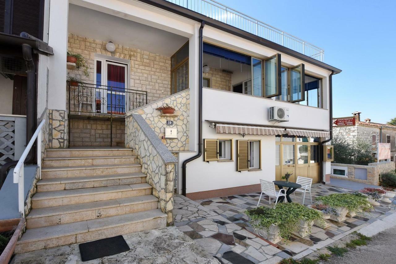Apartments Nena Funtana Exterior foto